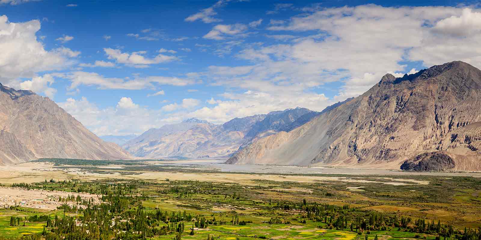 Mountain scenery in Nubra Valley, Ladakh, India