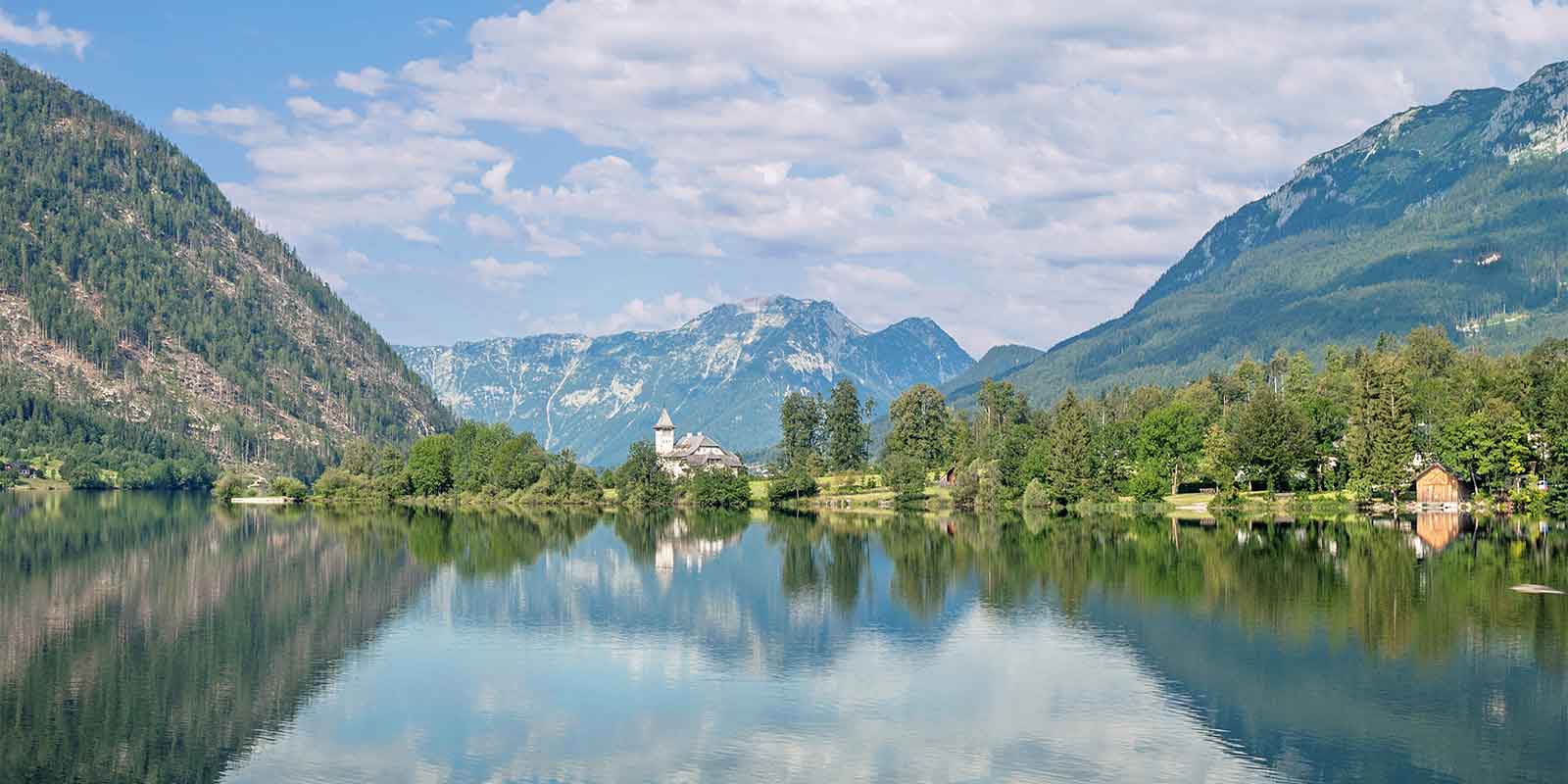 Lake Grundlsee in Austrian Alps