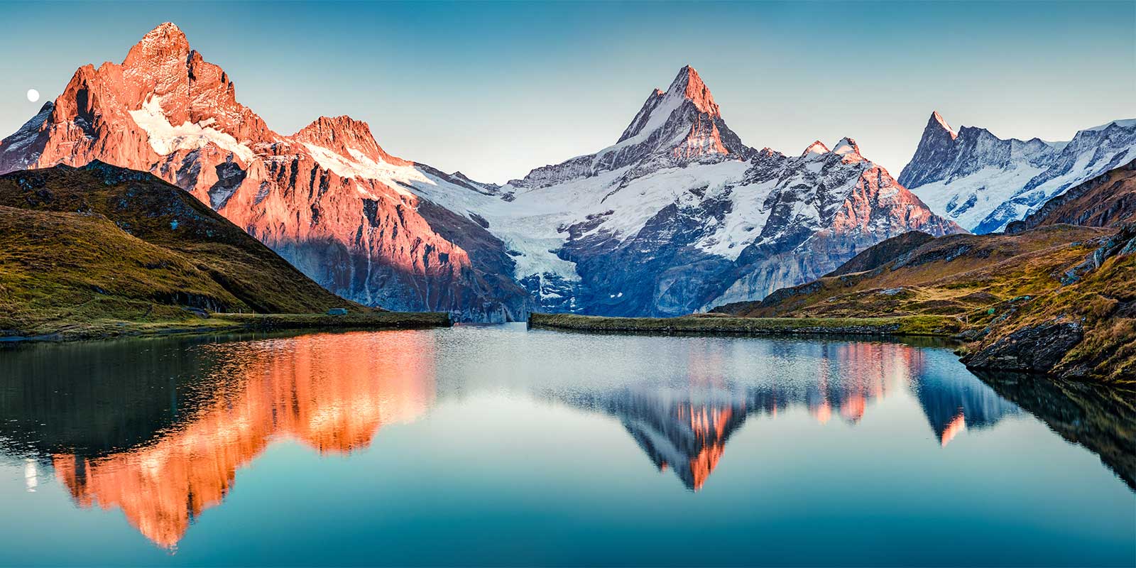 Lake Bachalpsee in Grindewald, Switzerland