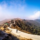 Road from Tonglu to Tumling in India