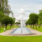 Viharamahadevi Park in Colombo, Sri Lanka