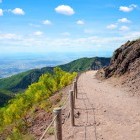 Walking trail to Vesuvius